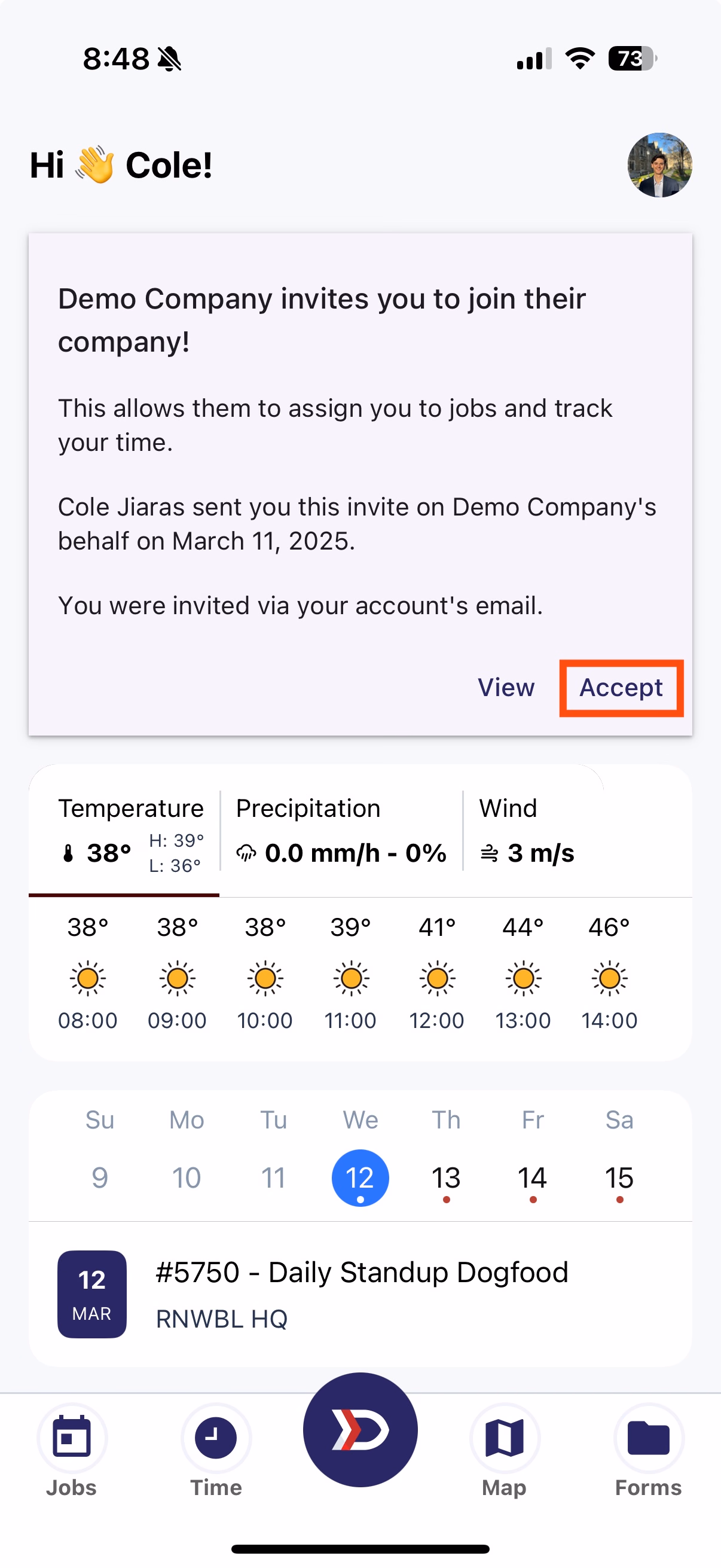 Mobile app dashboard showing a company invite notification with the Accept button highlighted